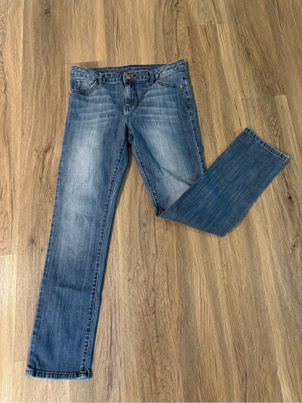 Simply Vera Vera Wang Women's Straight-Leg Mid Blue Jeans